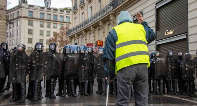 Журналист: как показала Франция, лозунг «вера, армия и язык», повестка европейских правых популистов, - едва ли сработает
