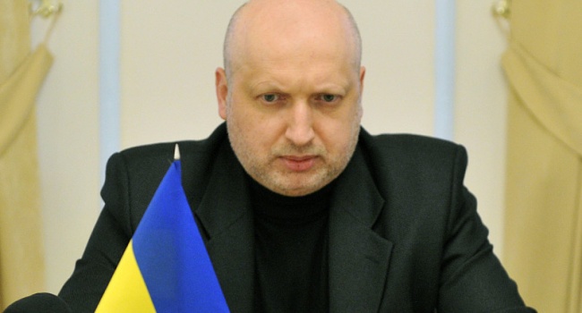Турчинов возвращается в политику: секретарь СНБО заговорил об угрозе института семьи в Украине