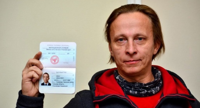 «Мы все равно будем братьями, потому что невозможно разлучить одну единую биомассу»: Охлобыстин высказался о конфликте между РФ и Украиной «Мы все равно будем братьями, потому что невозможно разлучить одну единую биомассу»: Охлобыстин высказался о конфликте между РФ и Украиной