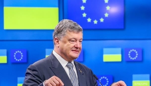 Порошенко прокомментировал свое заявление о войне с РФ