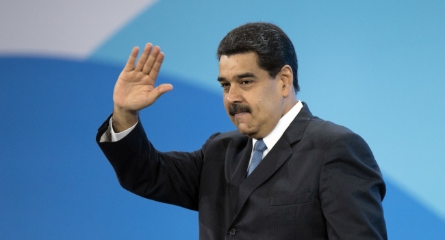 Мадуро обвиняет США в подготовке наступления на Венесуэлу