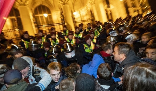 Жители Будапешта вышли на массовый протест: стало известно о требованиях