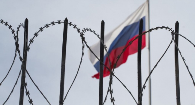 Сазонов: нас не интересуют станции с добавлением пары фамилий российских олигархов, пора вводить секторальные санкции Сазонов: нас не интересуют станции с добавлением пары фамилий российских олигархов, пора вводить секторальные санкции