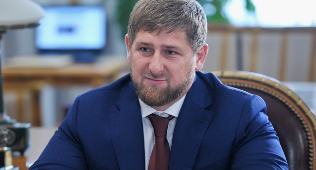 Кадыров потребовал у Путина деньги и попросил ему не мешать Кадыров потребовал у Путина деньги и попросил ему не мешать