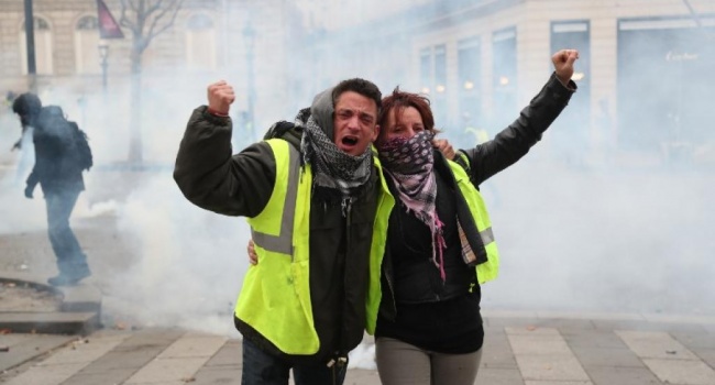 Протест «желтых жилетов» во Франции пошел на спад