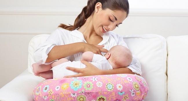 Как отлучить малыша от кормления грудью
