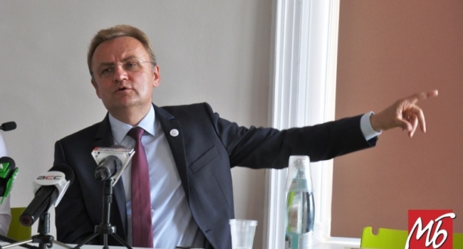 Блогер: после атаки на Тимошенко Садовый знатно набросился на Гриценко