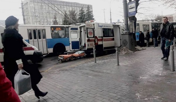 В Виннице в троллейбусе прогремел сильный взрыв, известно о пострадавших 