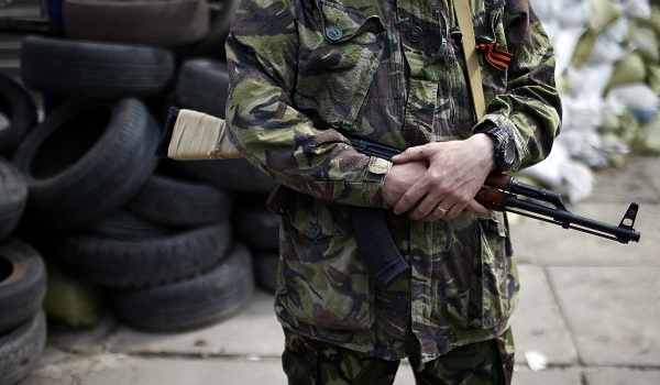 В Сети показали, как боевики «ДНР» относятся к мирным жителям Донбасса