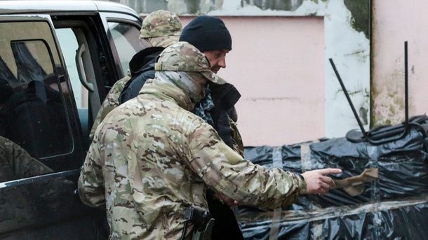 ФСБ России настаивает на продлении срока ареста украинских моряков ФСБ России настаивает на продлении срока ареста украинских моряков