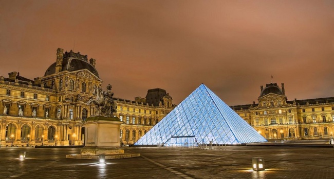 Парижский Лувр установил абсолютный рекорд