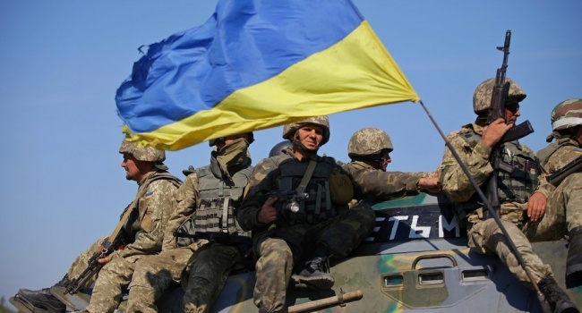 С 1 января в Украине существенно выросли зарплаты военных