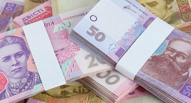 Поступления в бюджет Украины увеличились на 100 млрд гривен Поступления в бюджет Украины увеличились на 100 млрд гривен