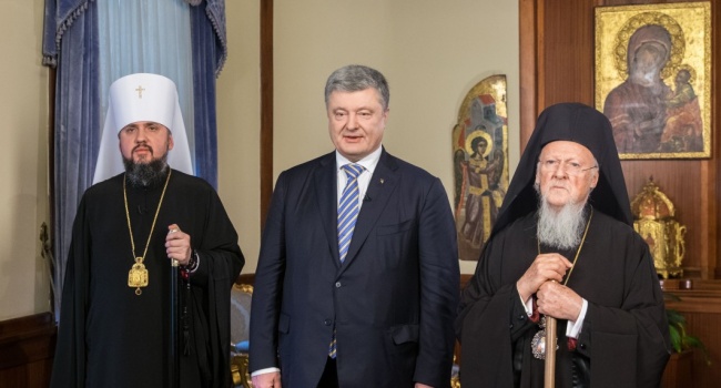 Блогер: казакам таки удалось освободить православную веру, просто в другой способ Блогер: казакам таки удалось освободить православную веру, просто в другой способ