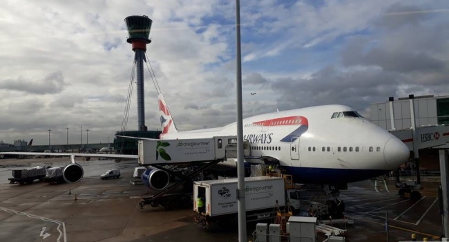 Дроны в Хитроу: вылеты из главного лондонского аэропорта возобновились