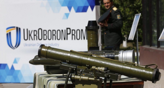 Омельченко: В Украине наращено объёмы производства оружия Омельченко: В Украине наращено объёмы производства оружия