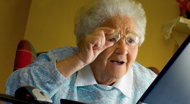 Пожилые люди более склонны к распространению фейковой информации