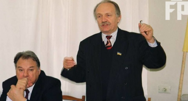 Тарас Черновил: отец всегда настаивал – «Мы были борцами против того режима!», а не «жертвами режима» Тарас Черновил: отец всегда настаивал – «Мы были борцами против того режима!», а не «жертвами режима»