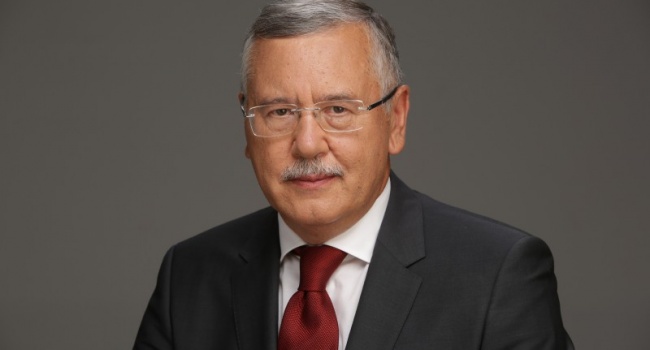 Гриценко рассказал, откуда взял деньги на залог для участия в президентских выборах Гриценко рассказал, откуда взял деньги на залог для участия в президентских выборах