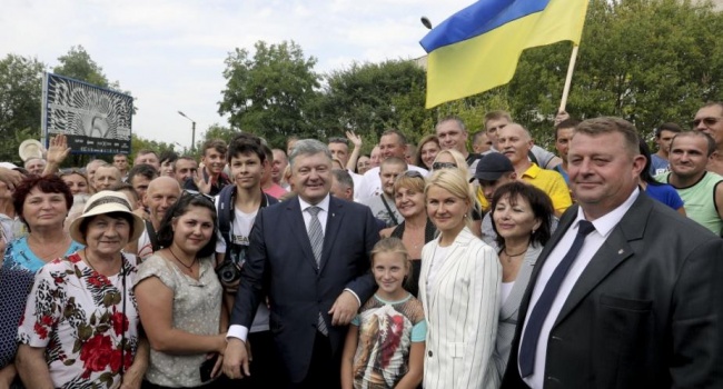 Российский блогер: Порошенко диктатор? Да я бы за такую «диктатуру», как в Украине все бы отдал Российский блогер: Порошенко диктатор? Да я бы за такую «диктатуру», как в Украине все бы отдал