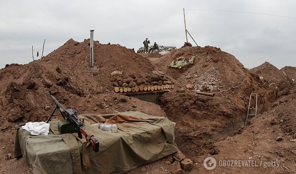 В Луганской области террористы подорвали машины с украинскими военными: первые подробности с места происшествия В Луганской области террористы подорвали машины с украинскими военными: первые подробности с места происшествия