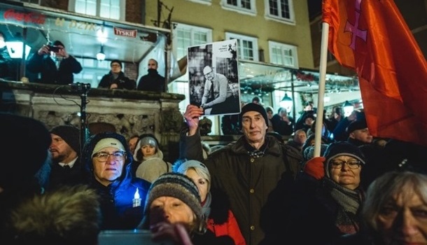 В Польше задержаны десятки человек за угрозы политикам