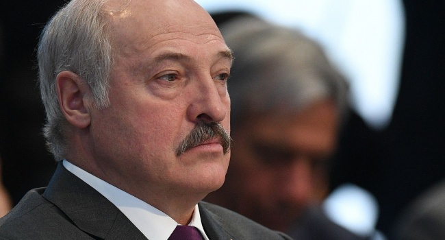 «Палки в колёса»: Лукашенко выступил с новыми обвинениями в адрес России