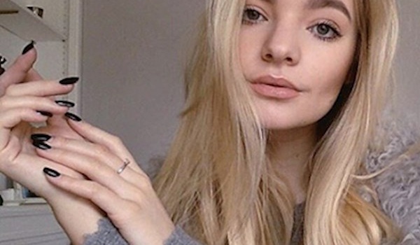 Усы отца на Аллаха: стало известно о кардинальном решении Лизы Песковой Усы отца на Аллаха: стало известно о кардинальном решении Лизы Песковой