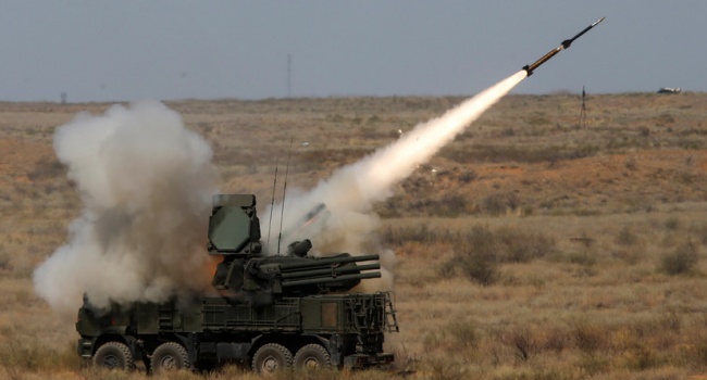 Россия начала сбивать израильские ракеты в Сирии