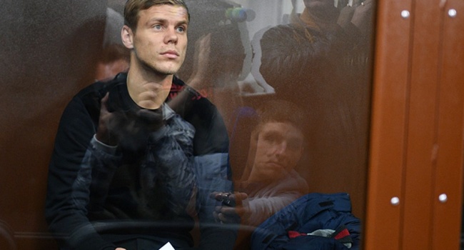 «Это стадо баранов»: задержанный футболист Кокорин унизил россиян