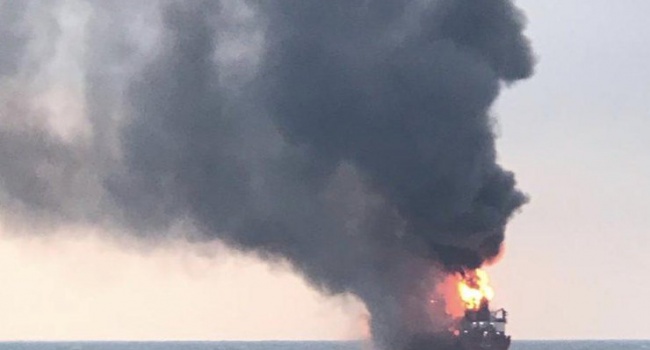 Власти РФ уточнили о количестве погибших по время пожала возле Керченского пролива Власти РФ уточнили о количестве погибших по время пожала возле Керченского пролива