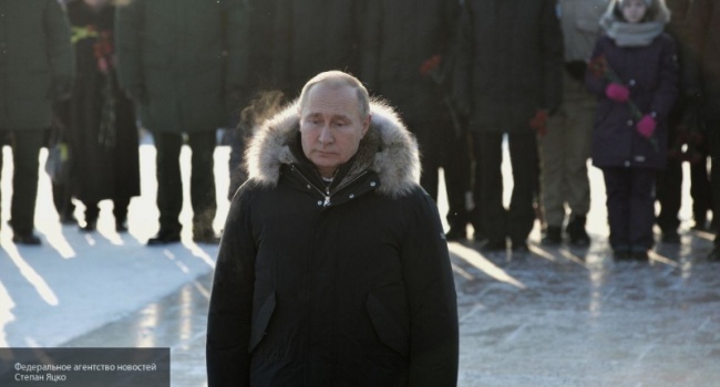 «Путин – на Пискаревском кладбище! С праздником!»: Путин прибыл праздновать «блокаду Ленинграда» на кладбище 