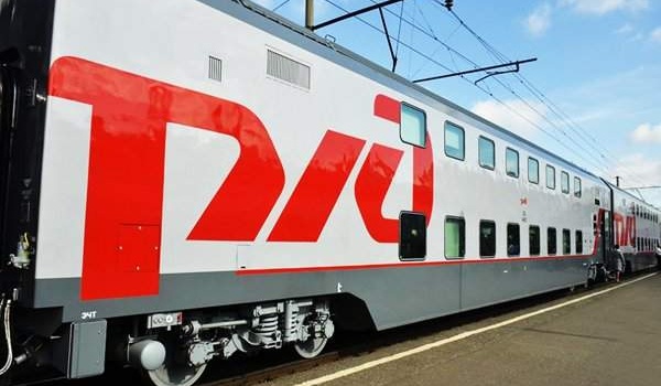 Оккупанты хотят запустить в Крым двухэтажный поезд по Керченскому мосту