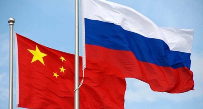 Разведка: Китай и РФ объединились в борьбе против США