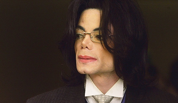 Скандал вокруг фильма о Майкле Джексоне и его педофилии получил продолжение