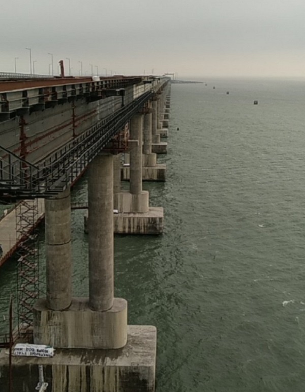Обнаружена новая серьезная проблема на Крымском мосту: фотофакт