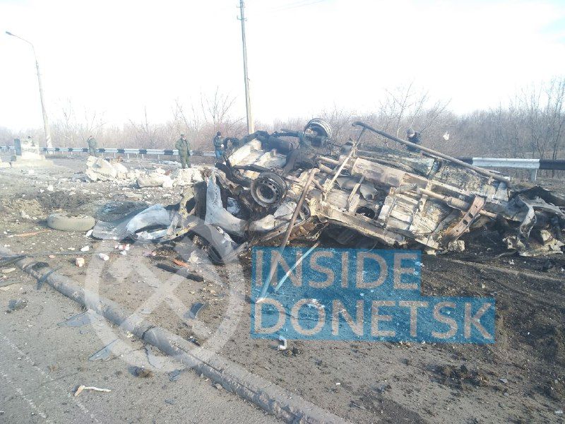 ЧП на Донбассе: у КПВВ Еленовка взорвался микроавтобус с людьми, есть жертвы