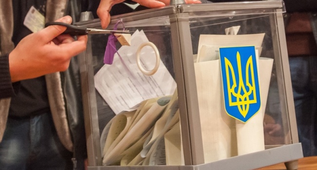 Опрос: 26 процентов украинцев не пойдут на президентские выборы