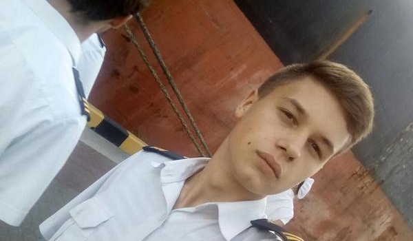 Врачи диагностировали серьезную болезнь у самого молодого плененного РФ украинского моряка 