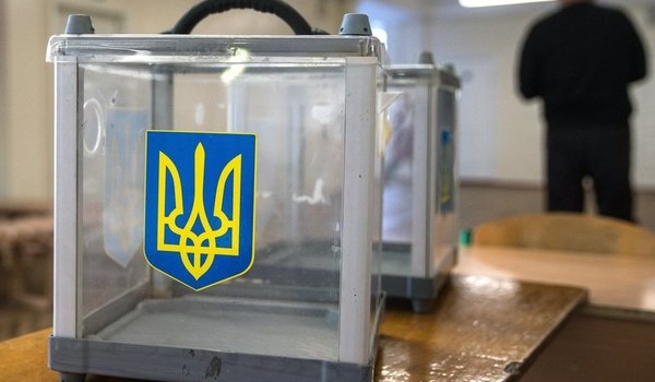 Волкер призвал Украину допустить на выборы российских наблюдателей