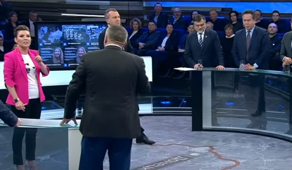 «Мразь, сволочь и подонки! С бандеровцами не будет мира! Добьем вашу сволочь!»: на росТВ жестко высказались в адрес украинцев  