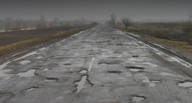 Причина плохих дорог в Украине – отсутствие «волшебной палочки