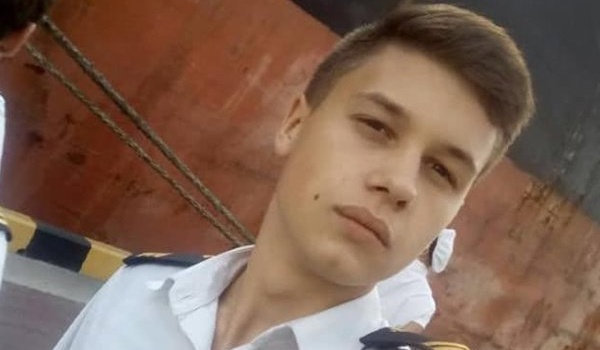 Захват украинских моряков: в сети появились хорошие новости о раненом 19-летнем пленном 