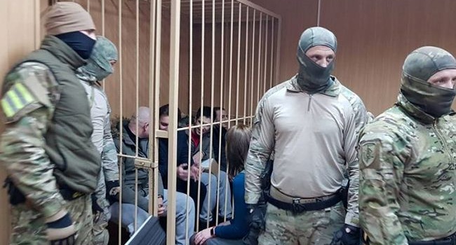 «РФ унижает наше государство, унижает каждого гражданина Украины»: Цимбалюк показал мощное фото пленных украинских моряков 