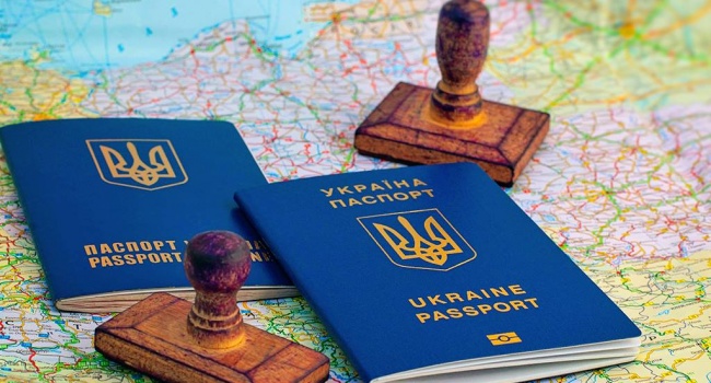 Для украинцев потребуются спецразрешения на оформление безвиза