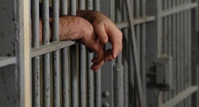 300 лет за решеткой: Нардепы предлагают не ограничивать максимальный тюремный срок