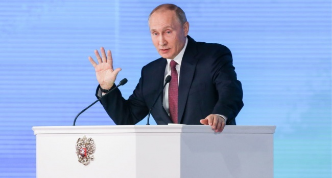 «Говорил людям то, что они хотят от него услышать»: в РФ объяснили, почему Путин не поднимал тему Украины во время своего ежегодного послания 