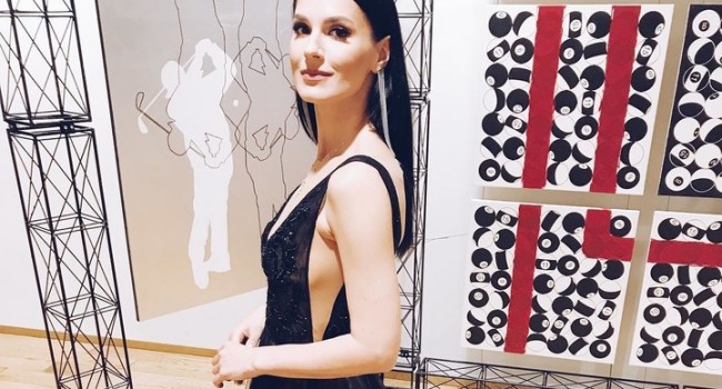 «Самая красивая женщина Украины»: Маша Ефросинина восхитила летним нарядом 