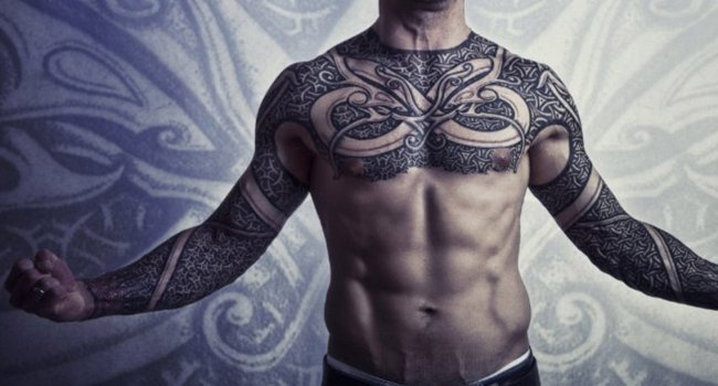 Как наличие татуировок сказывается на сексуальной жизни человека