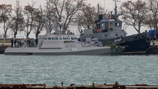 В ФСБ намерены совершить проверку работоспособности захваченных украинских катеров В ФСБ намерены совершить проверку работоспособности захваченных украинских катеров